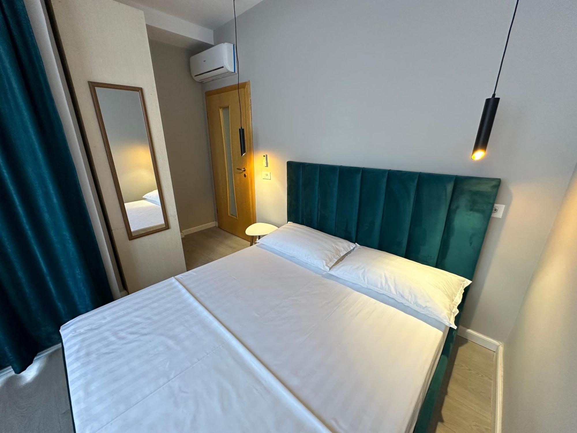 Xhimi'S Seaside Apartments Durrës Buitenkant foto