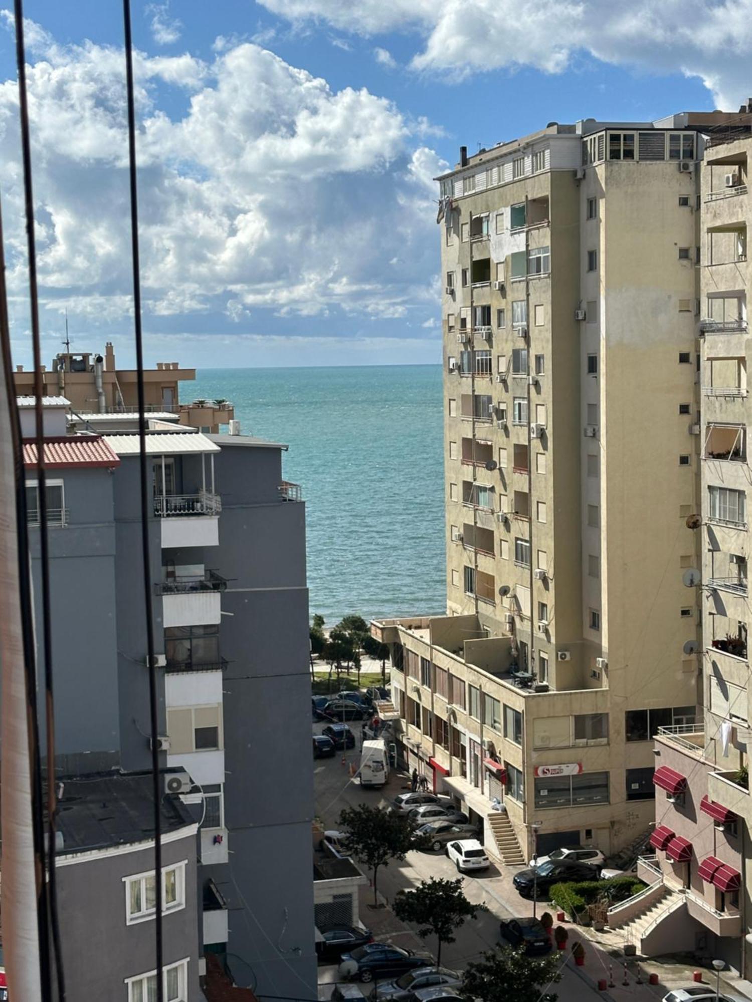 Xhimi'S Seaside Apartments Durrës Buitenkant foto